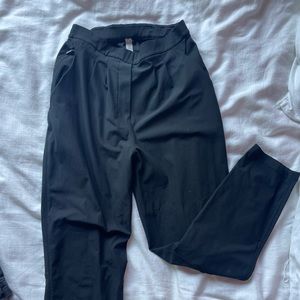 Lululemon - Black slack -Stretch High-Rise Pant 7/8 Length- Size 4